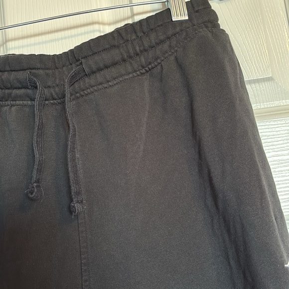 Gymshark men’s black jogger sweatpants size medium - Picture 5 of 10